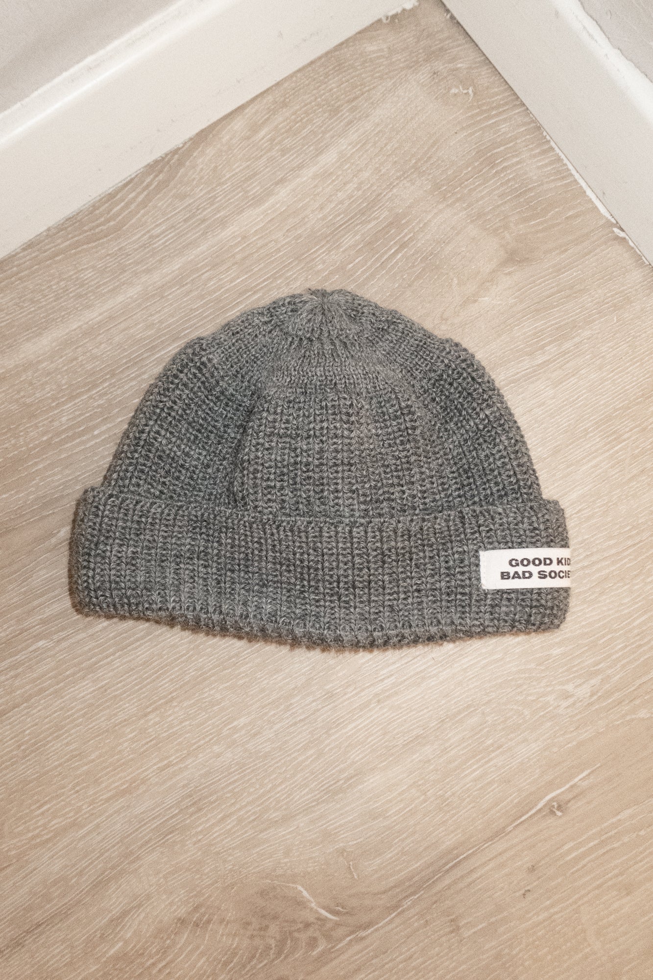 CROPPPED WOOL BEANIE