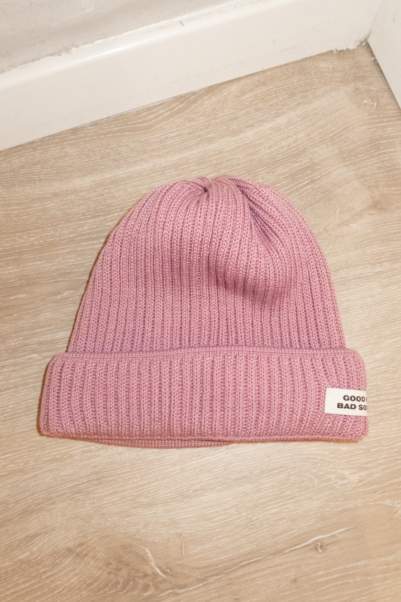 RIBBED MERINO WOOL BEANIE