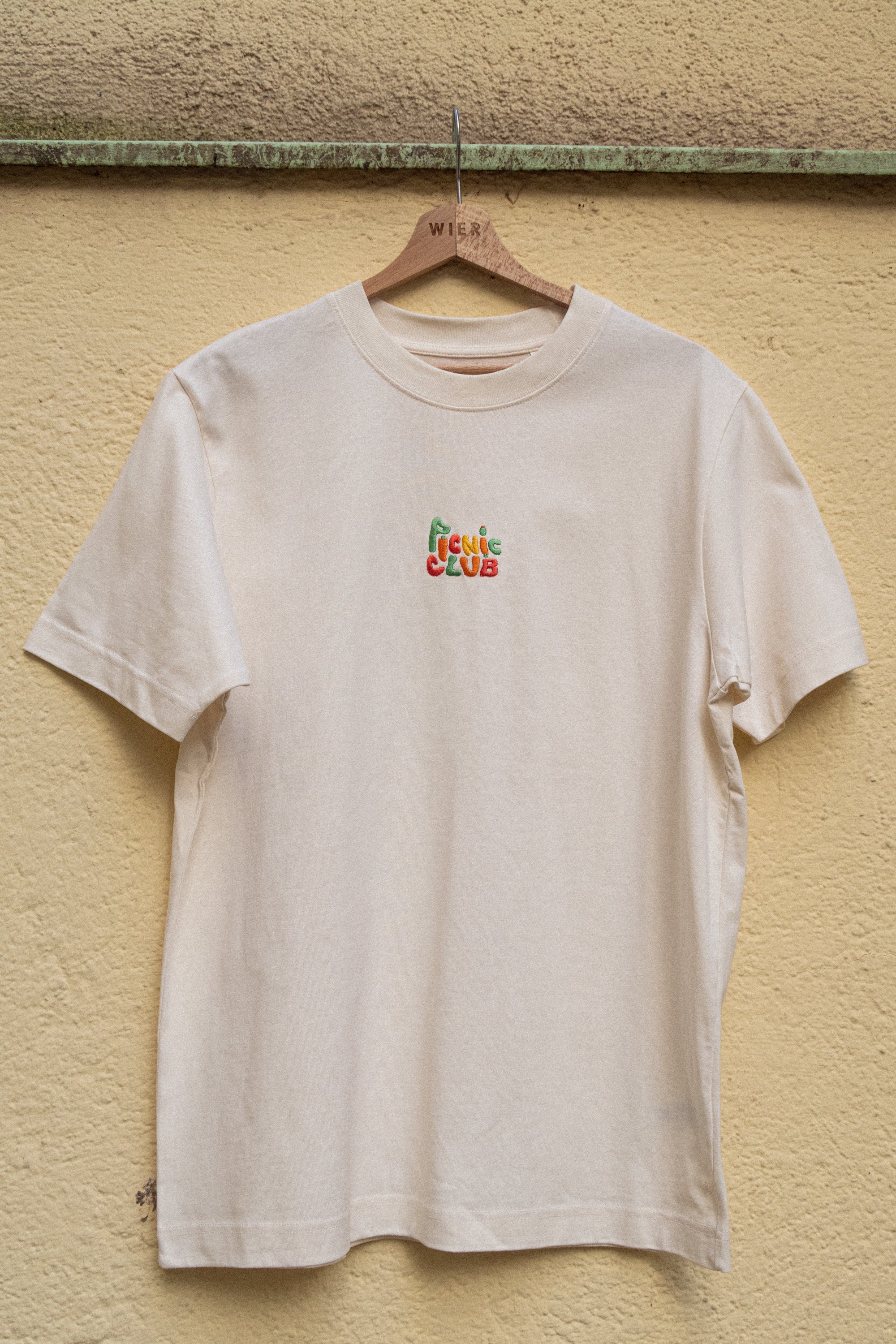 PICNIC CLUB OVERSIZED FIT T-SHIRT