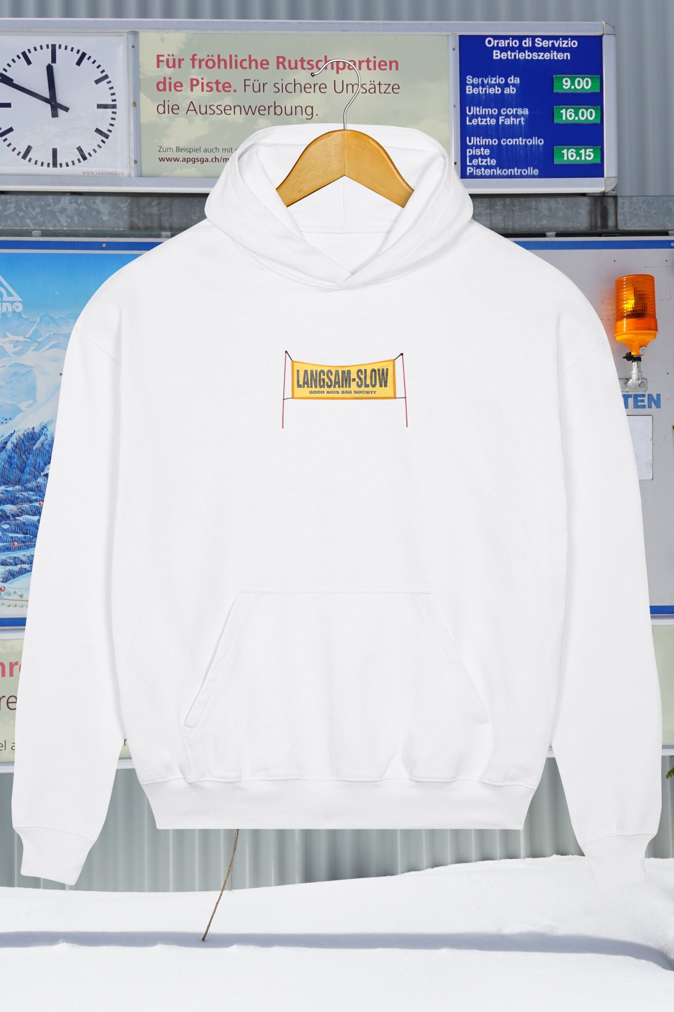 WINTERSPORT OVERSIZED HOODIE