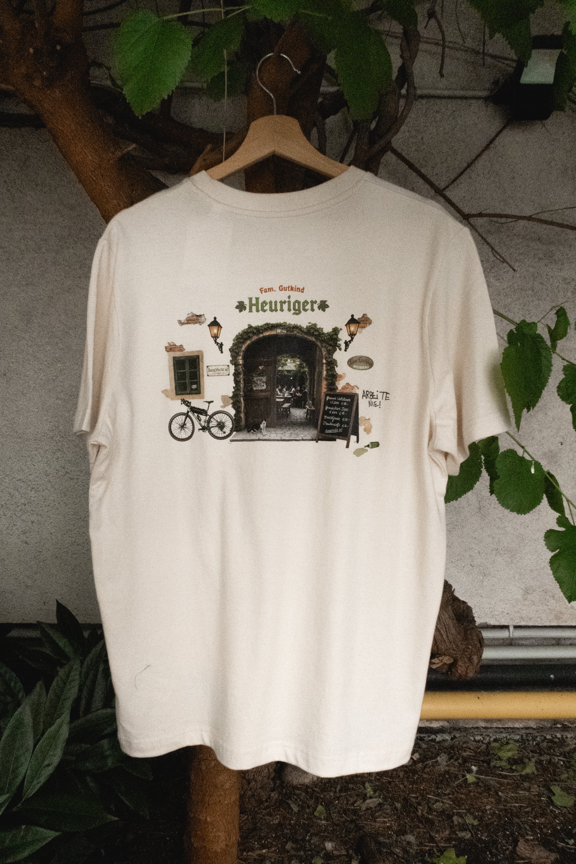 HEURIGER LOOSE FIT T-SHIRT
