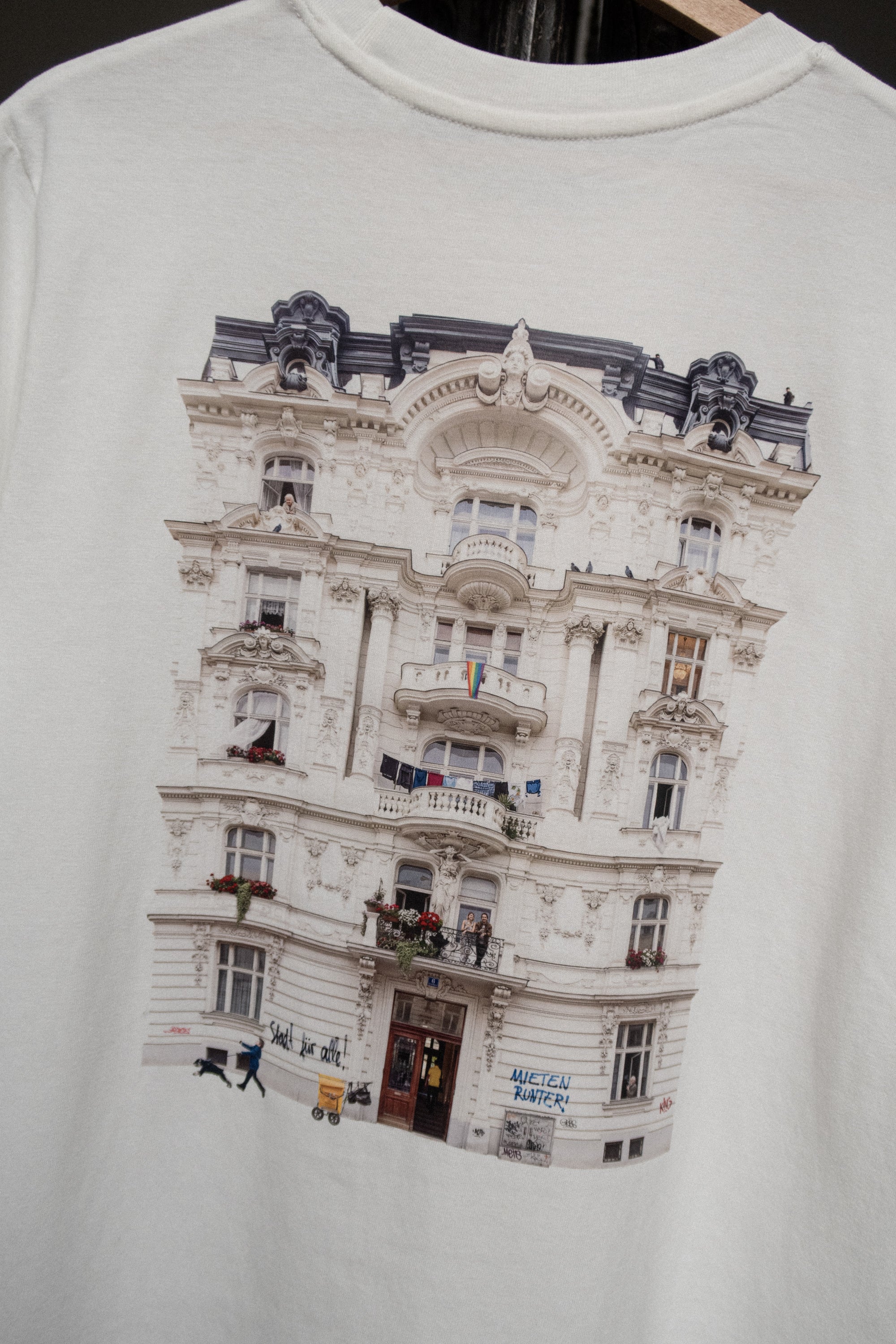 ALTBAU LOOSE FIT T-SHIRT