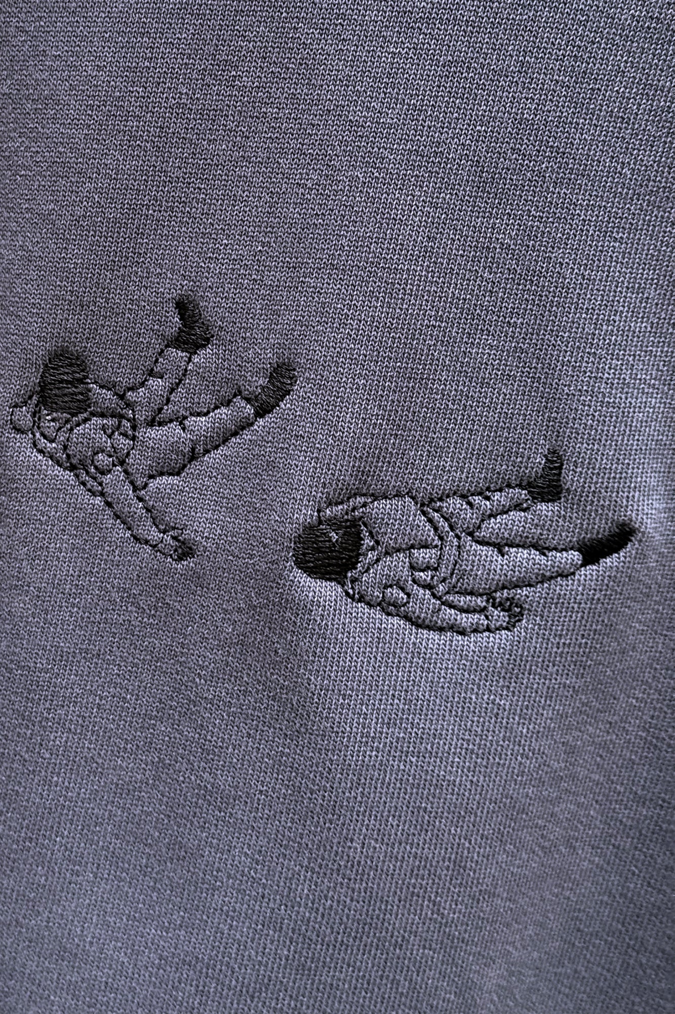 SLIPPERY ICE OVERSIZED CREWNECK