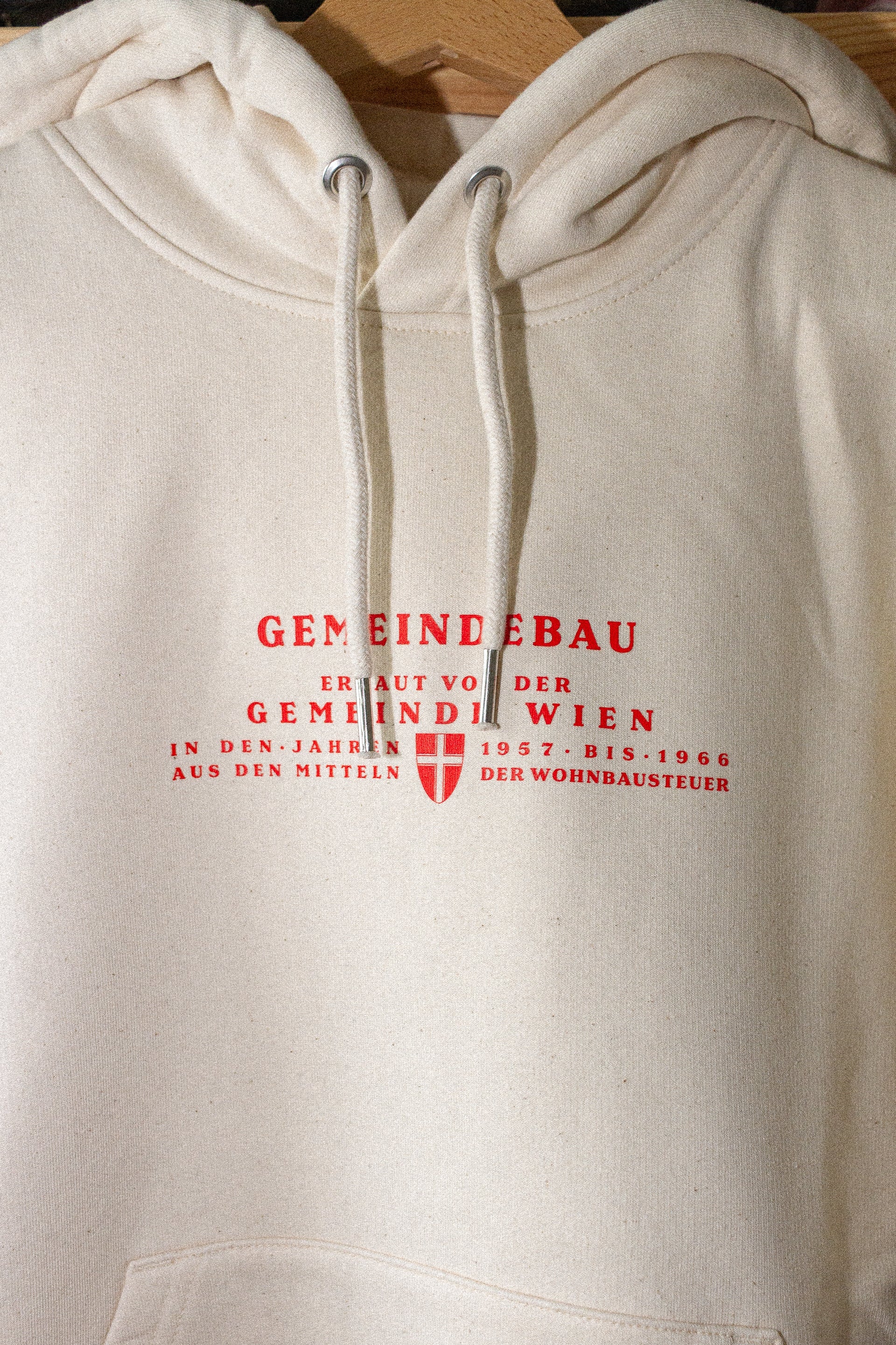 GEMEINDEBAU HOODIE